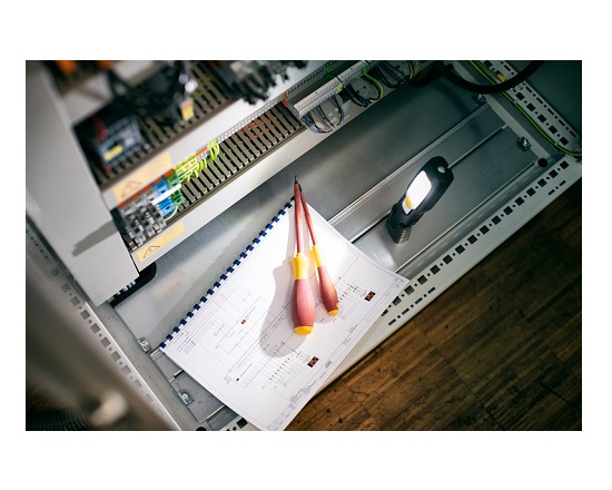 LED arbejdslampe genopladelig